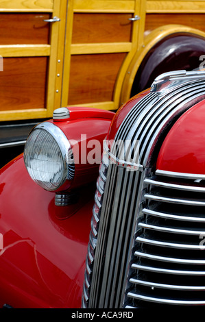 Woodies nella California del Sud, classic in pannelli di legno di grandi station wagon associate con il surf cultura degli anni cinquanta Foto Stock