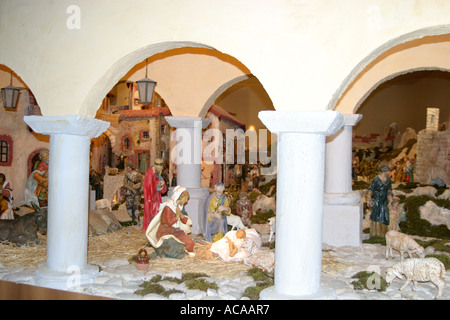 Spettacolare scena della natività nella storica chiesa di San Nicola a Tolentino ,"le Marche', Italia Foto Stock