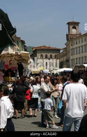 Mercato di Pescia Toscana Italia Foto Stock