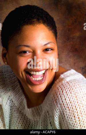 Giovane africano donna americana Foto Stock