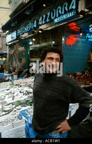 Napoli Italia Mercato del Pesce Pescheria Azzurra su La Pignasecca Foto Stock