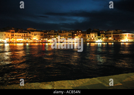 Il vecchio porto veneziano di Chania (Hania) città sull isola di Creta, Grecia Foto Stock