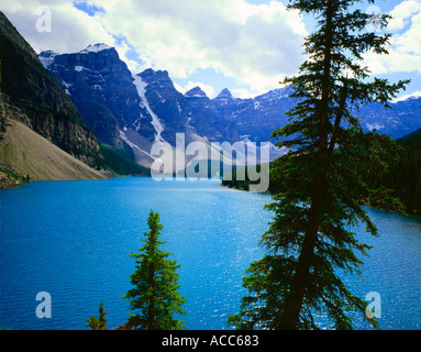 Il Moraine Lake il Parco Nazionale di Banff Alberta Canada Foto Stock