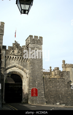 Castello di Arundel High Street lodge ingresso Arundel South Downs West Sussex England Regno Unito Regno Unito Gran Bretagna GB Europa Foto Stock