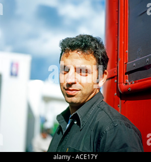 Autore israeliano ritratto Israel Young man Jewish writer Etgar Keret al Hay Festival, Hay-on-Wye Wales UK 2005 Gran Bretagna KATHY DEWITT Foto Stock