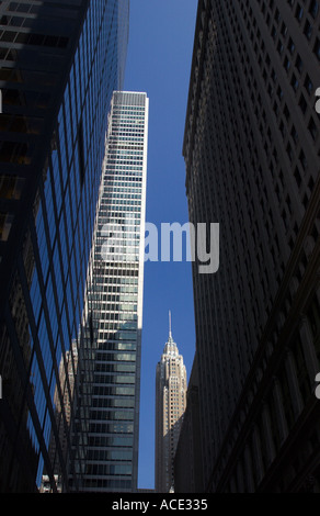 Edifici alti grattacieli di Manhattan a New York City Foto Stock