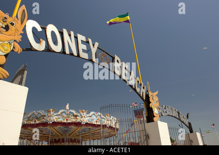 Il Galles Glamorgan Porthcawl Coney Beach Pleasure Park ingresso Foto Stock