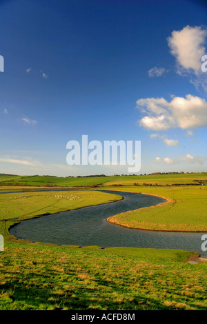 Il fiume Cuckmere Haven, South Downs Way, 7 sorelle Cliffs, Sussex, Inghilterra, Regno Unito Foto Stock