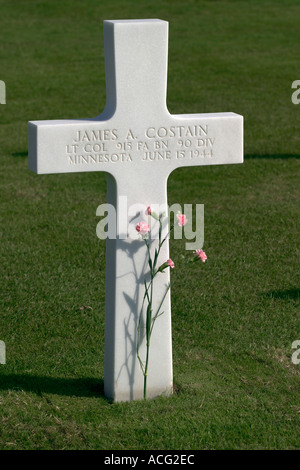 Un militare americano grave a Saint-Laurent-sur-Mer in Normandia, Francia Foto Stock