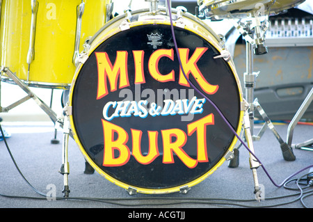 Tamburi di Mick Burt, batterista di Chas e Dave Foto Stock