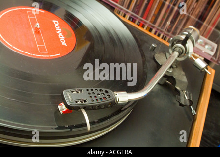 Un Sansui cinghia giradischi e braccio di tono Foto Stock