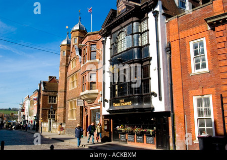 Regno Unito Inghilterra Surrey Guildford tre piccioni pub Foto Stock