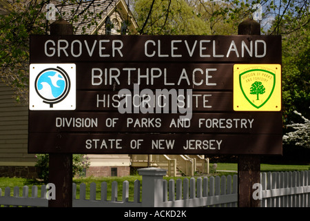 Segno per il luogo di nascita di Grover Cleveland, 22 e 24 il presidente degli Stati Uniti Foto Stock