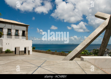 Largo da Cruz Quebrada, caduti Croce, Pelourinho, Salvador, Bahia, Brasile Foto Stock