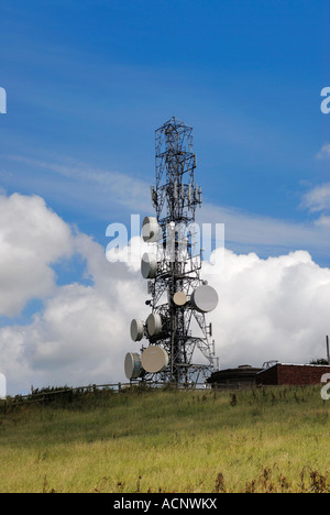 Montante di comunicazioni sulla sommità della collina Eddisbury Foto Stock