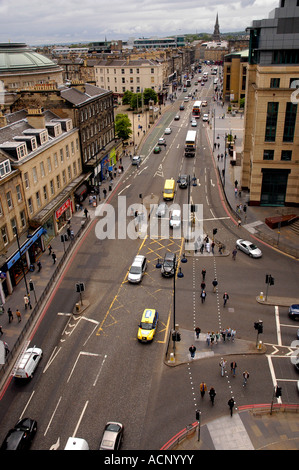 Vista aerea di Lothian Road incrocio con approccio occidentale Road,Tollcross , Edimburgo, Scozia, Regno Unito Foto Stock