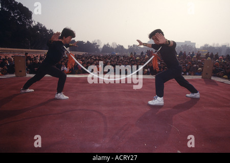 Prestazioni Gongfu a Beijing in Cina Foto Stock