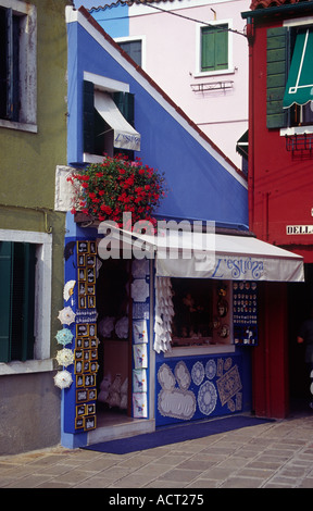 Negozio di merletti di Burano vicino a Venezia Italia Foto Stock