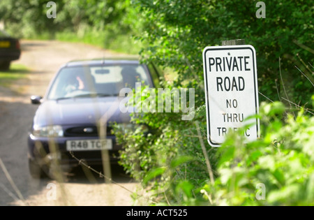 RE controversia tra il conte di CARDIGAN e residenti della sua foresta SAVERNAKE ESTATE dell'ingresso orientale della LEIGH HILL Foto Stock