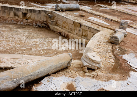 Resti di antichi romani bagni pubblici esagonale bacino piscina bagno freddo Frigidarium Foto Stock