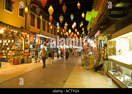 Il quartiere dello shopping a Kusadasi Città Vecchia , Egeo, Turchia Foto Stock
