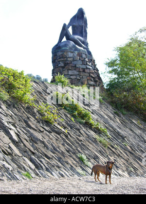 Presso la famosa statua Loreley vicino a St sankt goarshausen LORELEY Foto Stock