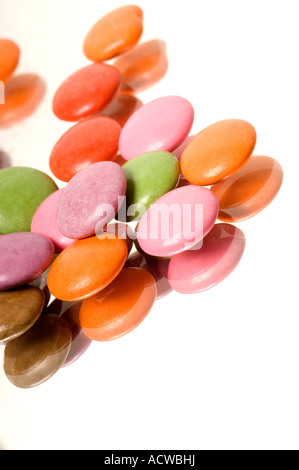 Primo piano di caramelle Smarties zuccherate Foto Stock