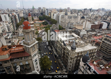 Avenida de Mayo il Congresso e la Inmobiliaria dalla cima di Buenos Aires Argentina Foto Stock