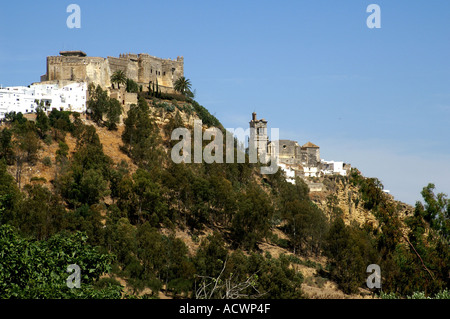 C16 chiesa di San Pedro Castillo Marchesi de Tamaron Arcos de la Frontera Alpujarras Provincia de Cadiz Andalucia Spagna Foto Stock