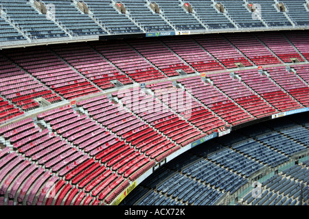 Nou Camp Stadium di Barcellona con una capacità di 90.000 home a FC Barcellona. Costruito nel 1957 progettato dagli architetti; Francesc Mitjan Foto Stock
