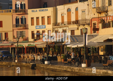 Creta dal porto esterno in Hania Foto Stock