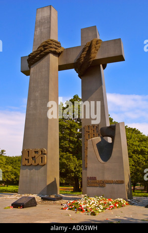 Un monumento alle Vittime del giugno 1956 nel centro di Poznan in Polonia UE Foto Stock