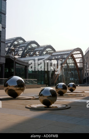 Approccio e ingresso a Sheffield Winter Gardens Foto Stock