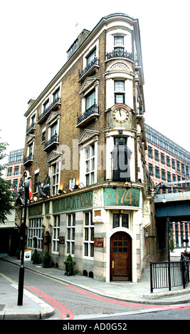 Il Blackfriar public house nel centro di Londra Foto Stock