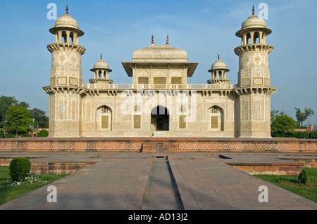 In orizzontale ampia angolazione di Itimad-ud-Daulah della tomba soprannominata Baby Taj. Foto Stock