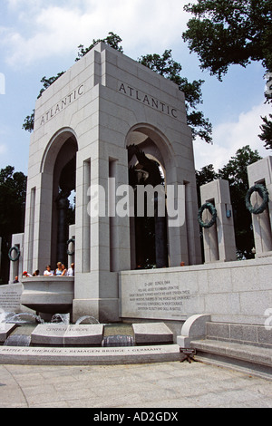 Atlantic Pavilion o arco nazionale, il Memoriale della Seconda Guerra Mondiale, National Mall di Washington, DC, Stati Uniti d'America Foto Stock