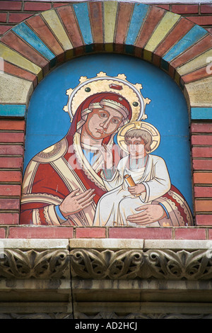 Pittura su parete esterna, la nuova chiesa ortodossa di Sinaia Santo Monastero, Sinaia, Transilvania, Romania Foto Stock