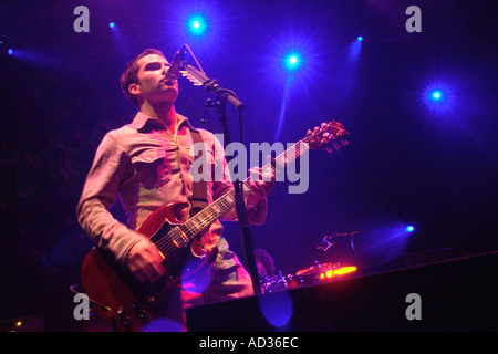 Kelly Jones lead guitar vocals con Welsh rock band gli Stereophonics Wales UK GB Foto Stock