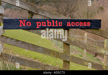 Nessun accesso pubblico segno a west calder Powys Mid Wales UK Foto Stock