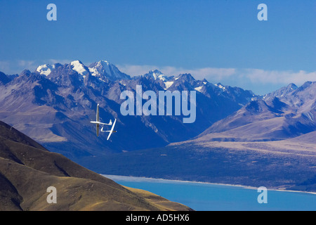 Alianti e il Lago Pukaki Mackenzie paese Isola del Sud della Nuova Zelanda Foto Stock