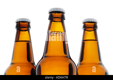 Bottiglie di birra ad alta vista in sezione Foto Stock