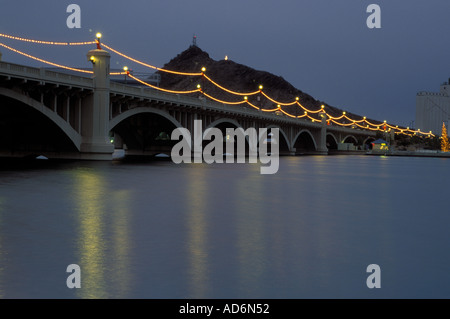 Mill Avenue ponti, Tempe Town Lake, Tempe, Arizona Foto Stock