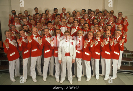 Barbershop Coro tutti gli uomini voce maschile cori Southern Union Barber Shop coro amatoriale. Bournmouth Dorset 1990 Regno Unito HOMER SYKES Foto Stock