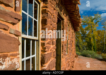 Muro di pietra a ovest di Cabina molle tubo monumento nazionale vicino a Fredonia Arizona Foto Stock