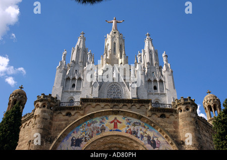 Visualizza Sagrado Corazón de Jesús chiesa sulla cima monte Tibidabo di Barcellona il Barça Catalogna Catalogna Catalogna Costa Brava España Spagna Europa Foto Stock