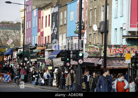 Camden High Street a Londra Foto Stock