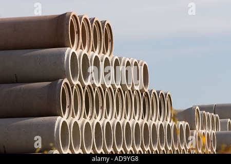 Inventario degli elementi in calcestruzzo per tubi di scarico , tubi fognari , fognature e fognature , Finlandia Foto Stock