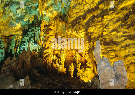 Grotte di Castellana, stalagmiti e stalattiti, Italia, Puglia Puglia, Castellana Foto Stock