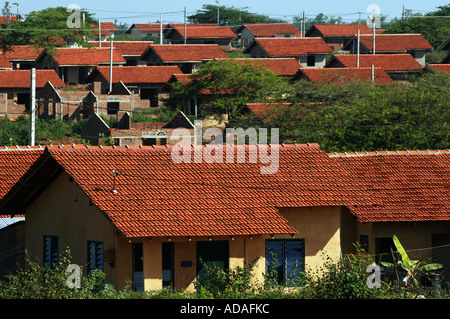 Alloggiamento per le vittime dello tsunami sulla costa sud Foto Stock