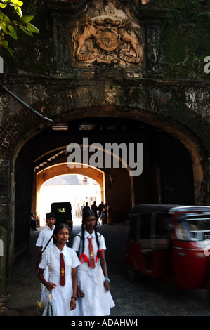 Forte Galle colonial segno sopra la porta Vecchia Foto Stock